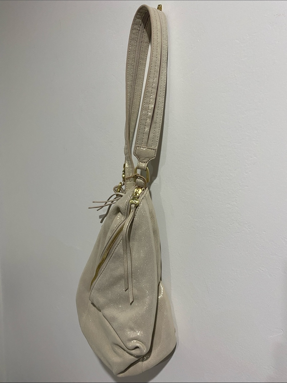 HOBO Sway Small Sling in metallic champagne shimmer NWT